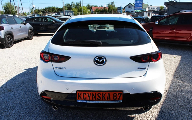 Mazda 3 cena 89900 przebieg: 16000, rok produkcji 2021 z Chełmża małe 436